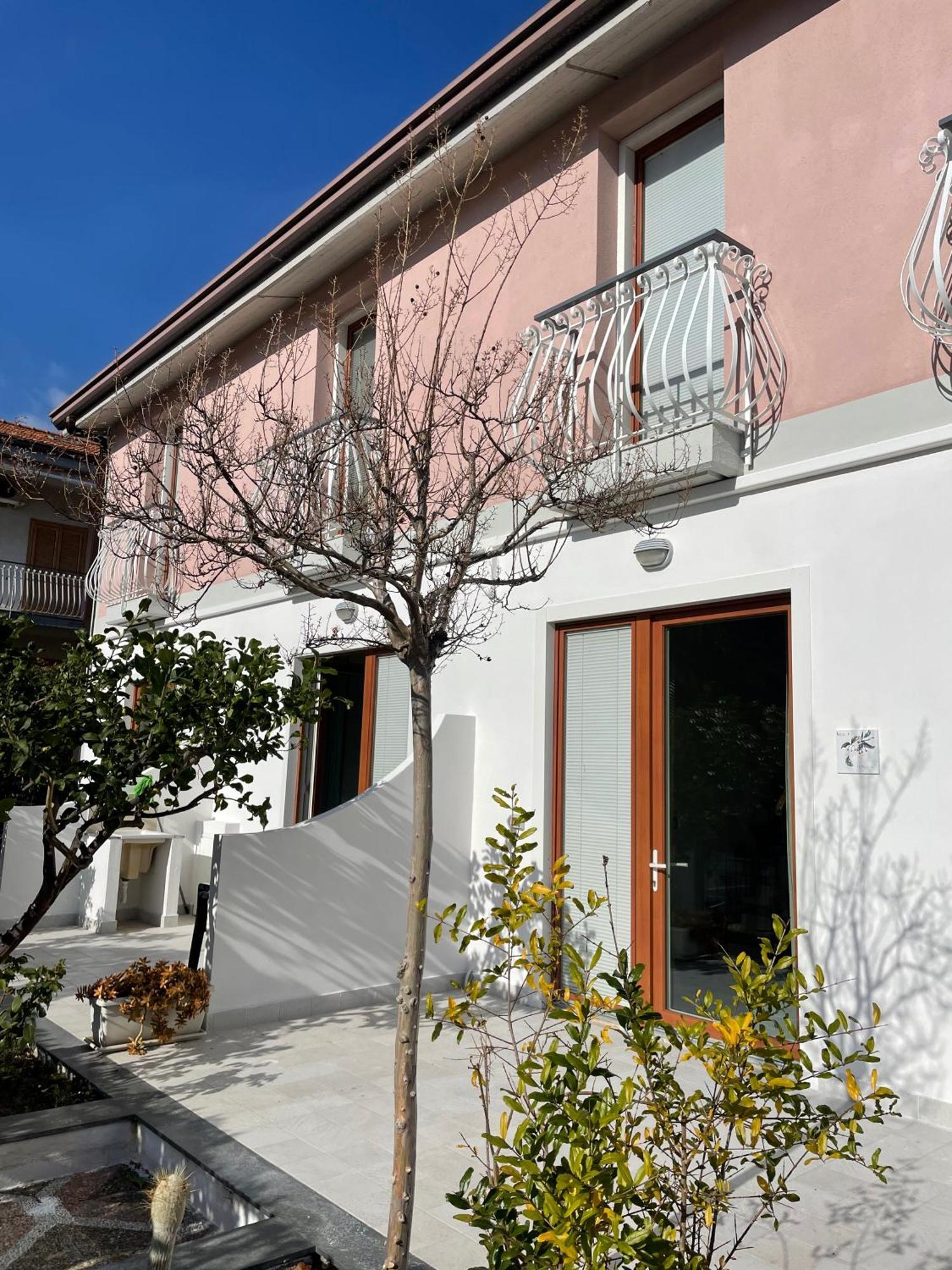Tuttifrutti Holiday Acireale Ngoại thất bức ảnh